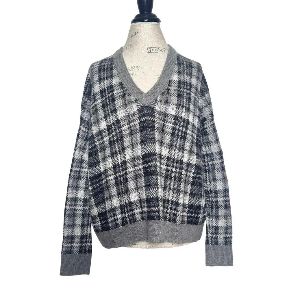 Banana Republic | Women | Plaid Wool Mohair Blend Boxy V-Neck Sweater | Medium